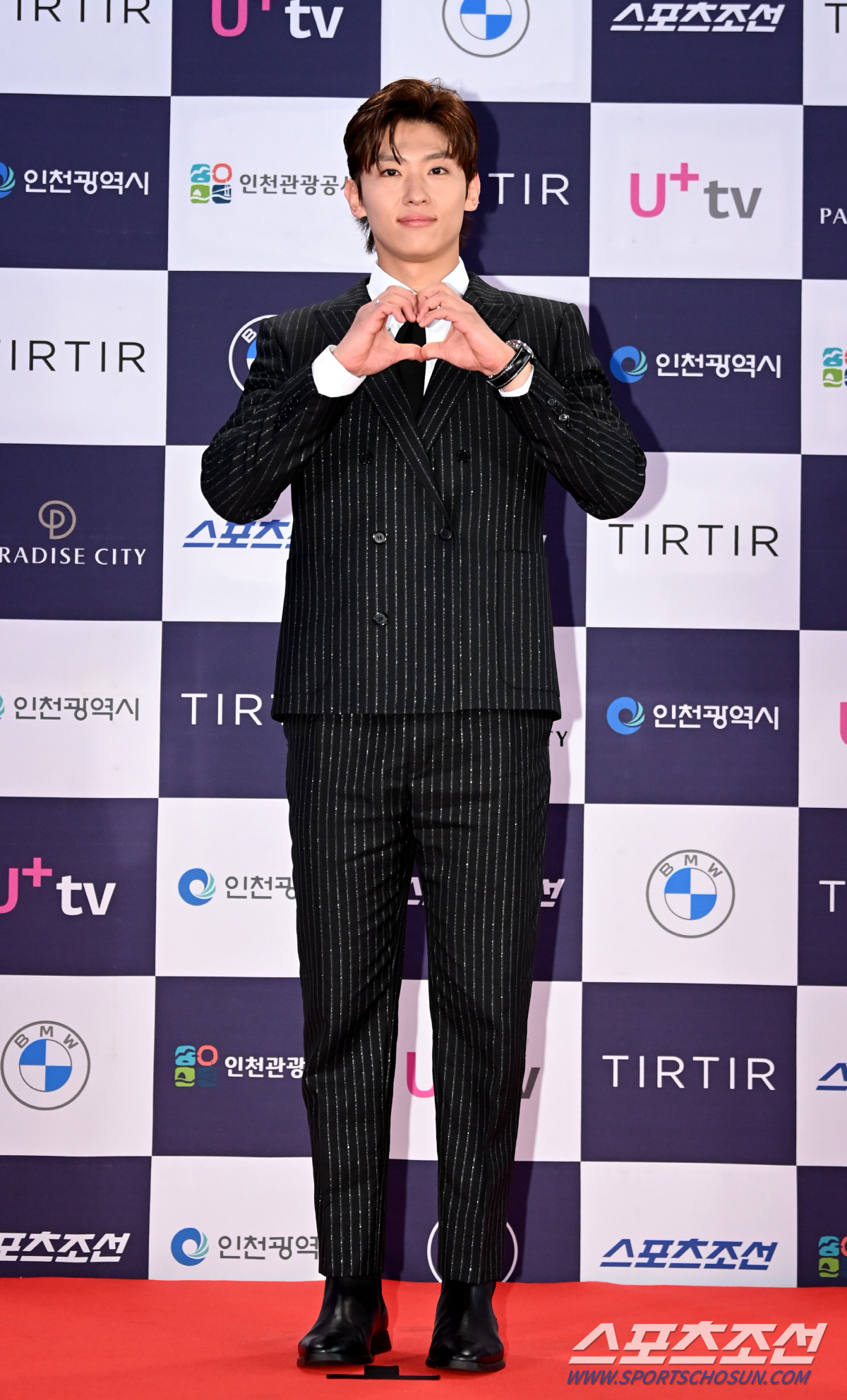 [포토] 덱스, 여심저격 하트