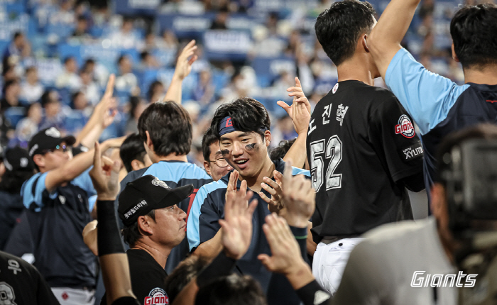 '달구벌 혈투' 해결사는 정훈! 결승타→쐐기포 '불방망이'…'김진욱 3승…