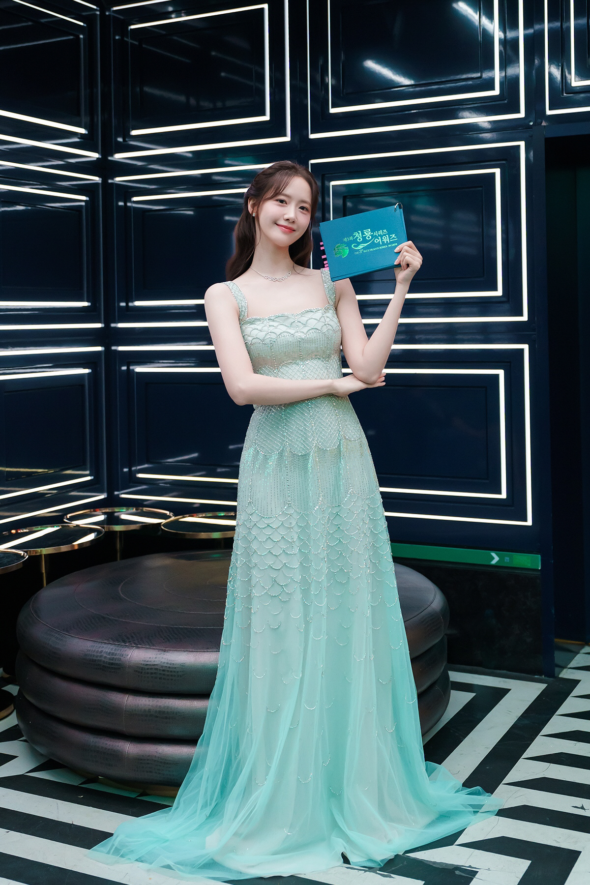 3년 연속 '청룡시리즈어워즈' 여신으로 활약한 임윤아, 눈부신 드레스 자…