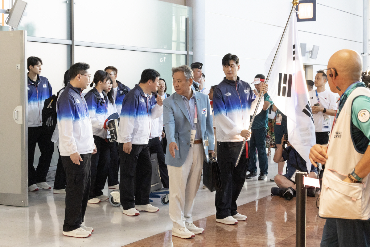 "에펠탑 앞에서 메달 건다" 대한민국 선수단 본단, 결전지 파리 입성 '…
