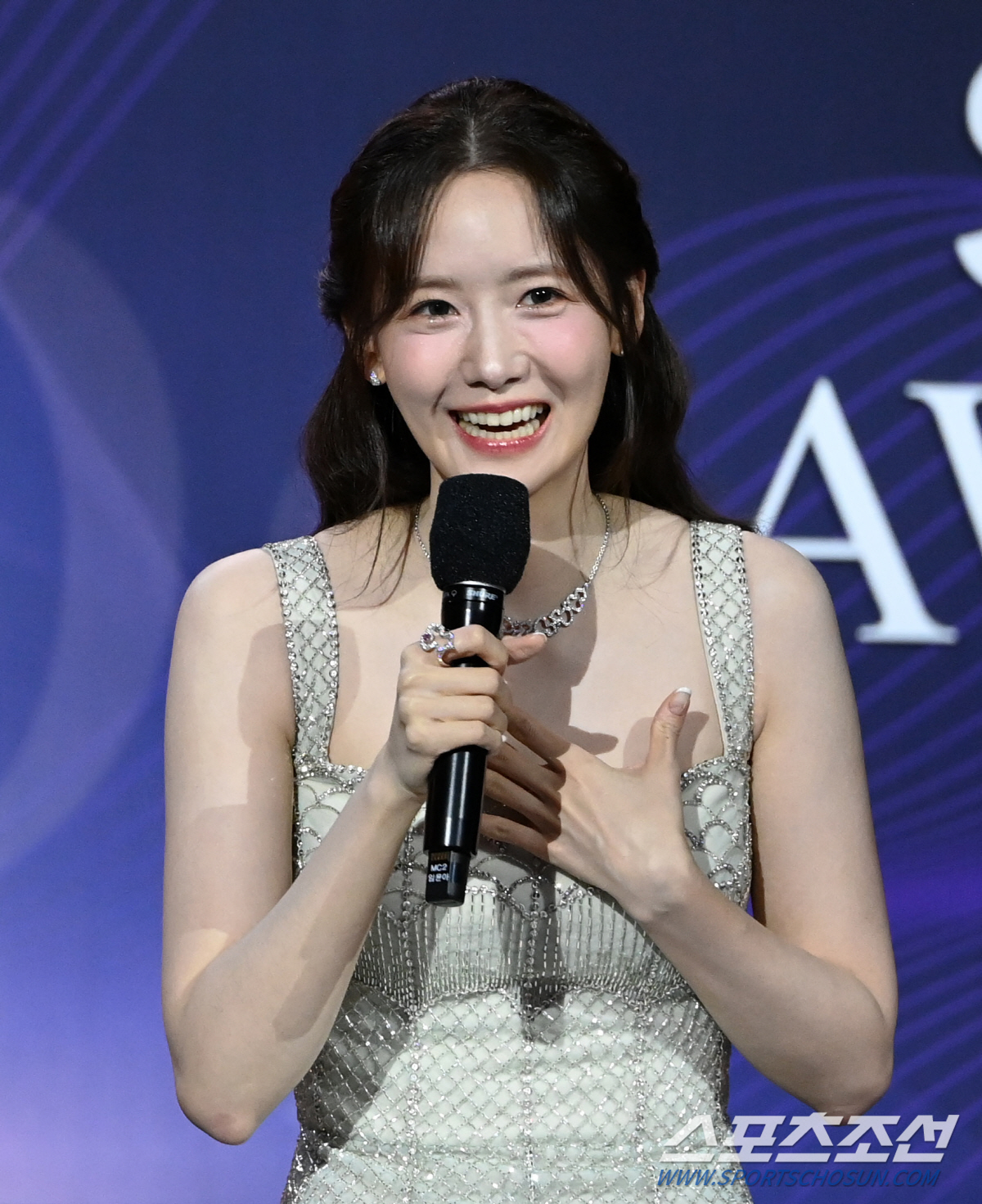 [제3회 BSA]의상까지 빛났다…3벌 임윤아-레드 천우희-슈트 곽선영-옐…