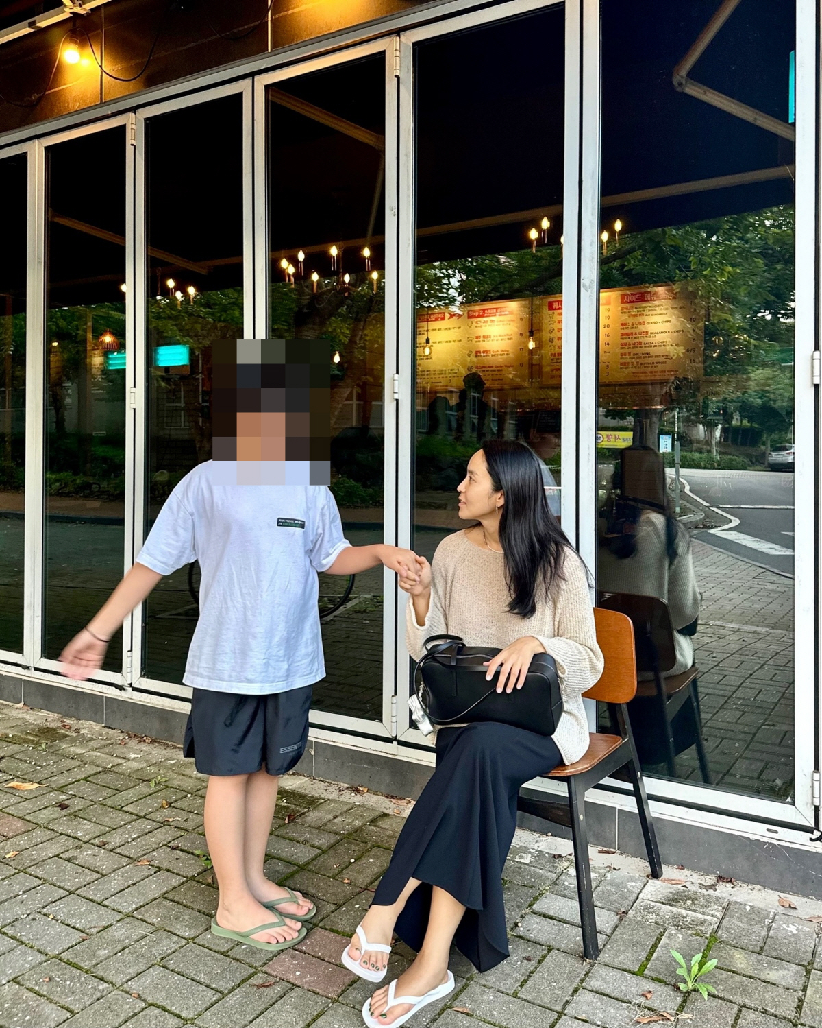 "오늘만큼은 자랑스러운 엄마"…박지윤, 수상후 곧장 제주도行 아이들과 기…