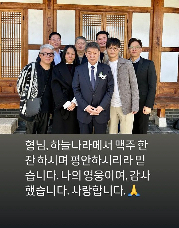"나의 영웅이여" 김민기 별세..이적→이수만 애도 물결 [종합]