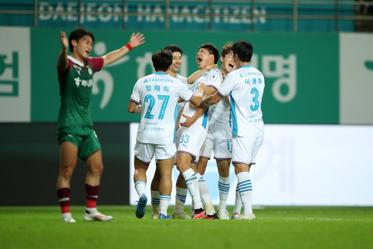 "역대급 우승 경쟁" 1위부터 5위까지 불과 승점 3점차, 이번에는 포항…