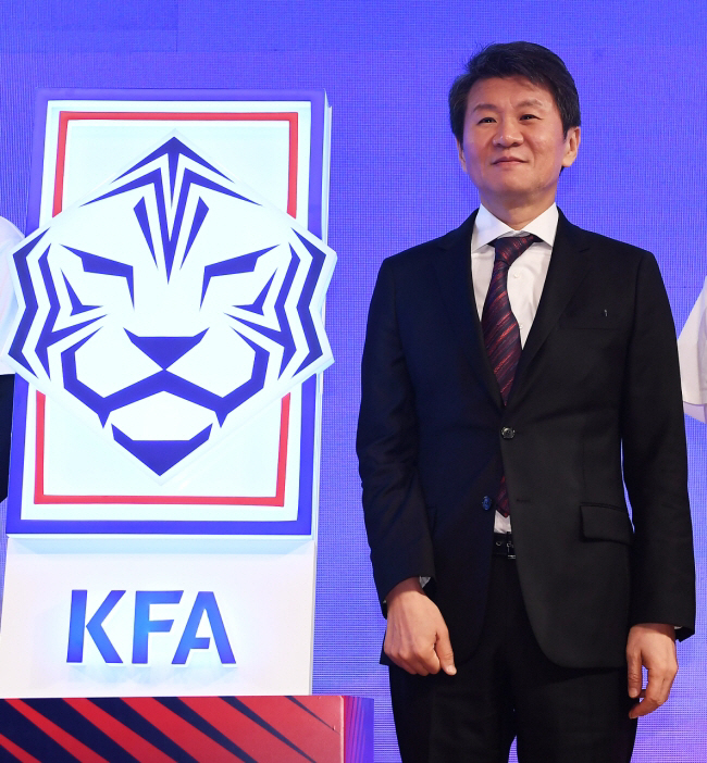 "뭘 해명해도 외면" 위기의 KFA, A대표팀 감독 선임 과정 공개→이번…