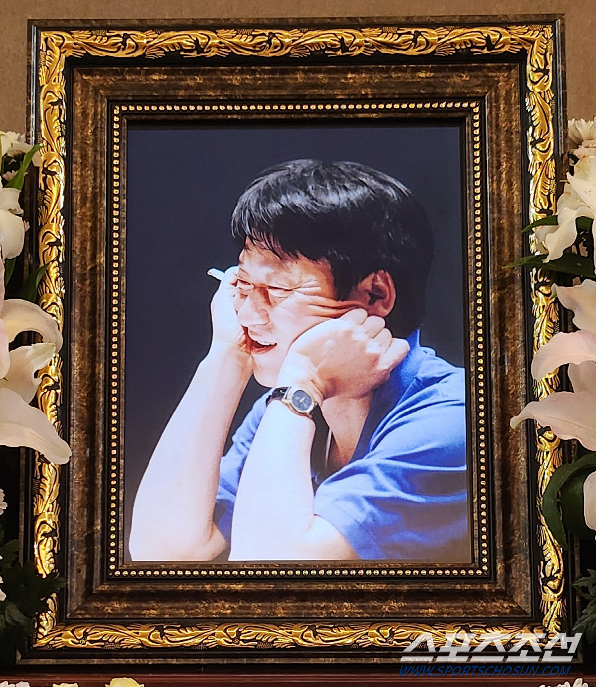 [종합] "영원한 청년"…황정민→고현정, 故 김민기 향한 먹먹한 추모