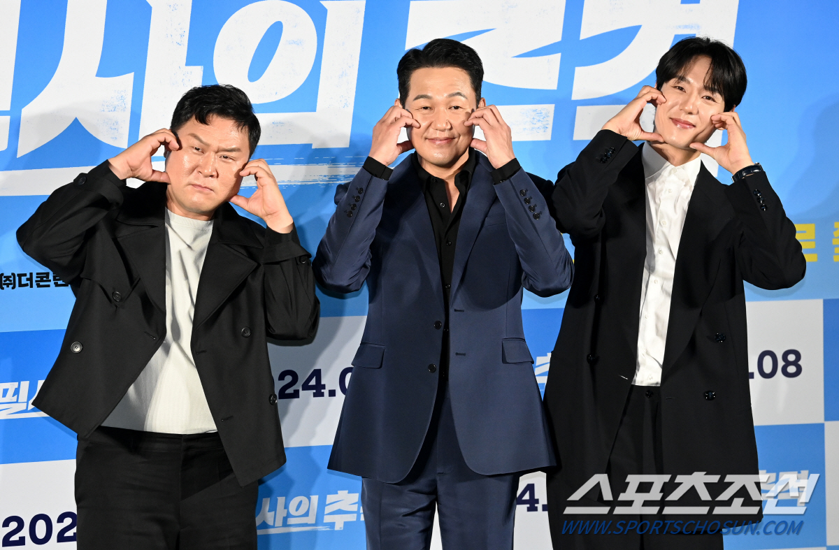 [포토] 윤경호-박성웅-곽시양, 볼하트 받으세요