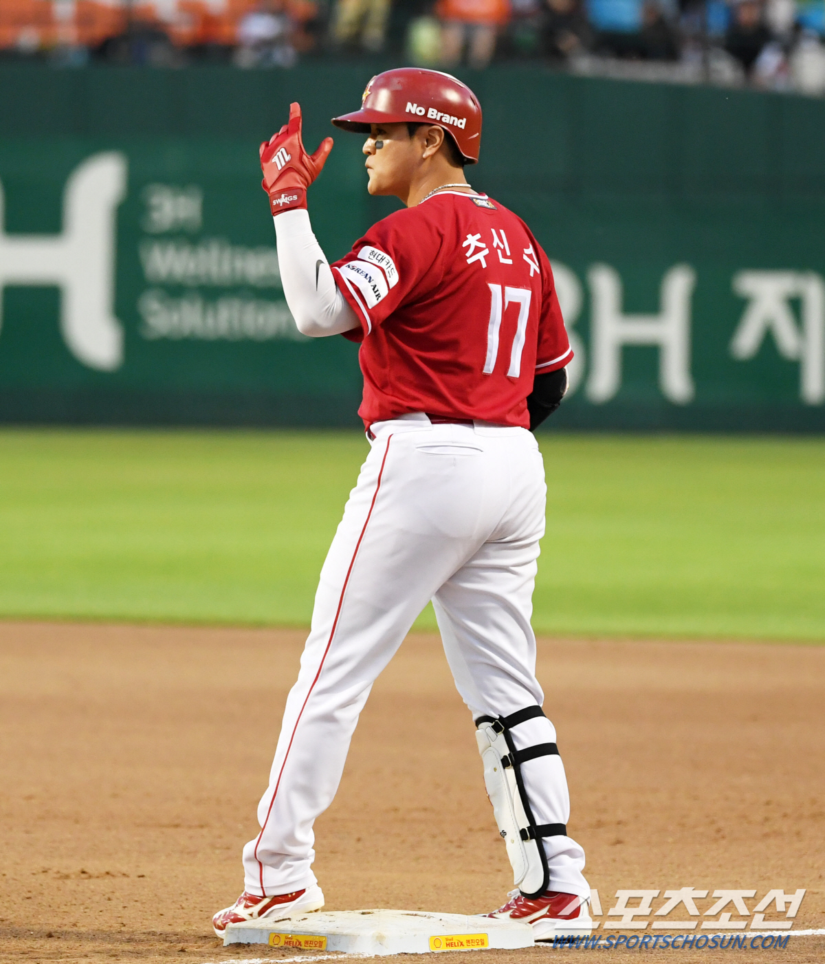 "괜히 1년 더 하자고 했나…" 42세 레전드의 라스트댄스, 마지막 선물…