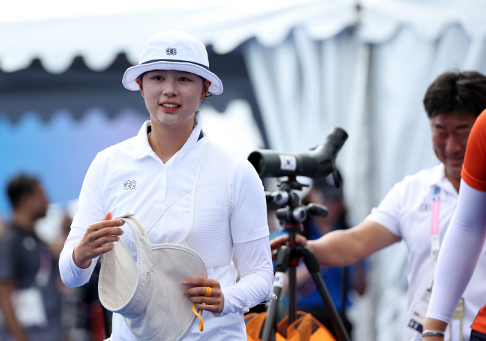 [파리올림픽]'세계新→3연패 도전' 임시현 금빛 사냥 "이제 시작"…女 …