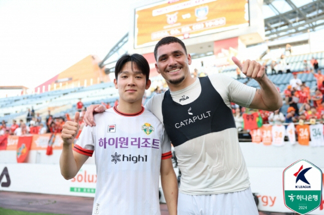 韓 유럽 이적 역대 최고 이적료 유력, HERE WE GO까지 떴다...…