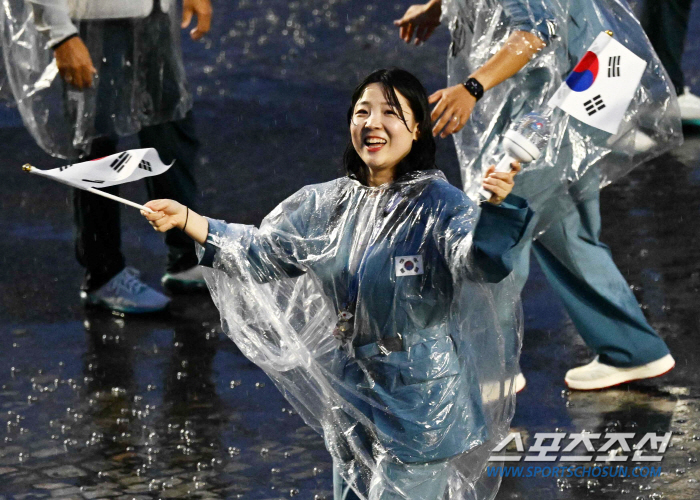 '한국이 북한이라고?' 테러 위험 부터 황당 실수까지, 파리올림픽 개회식…