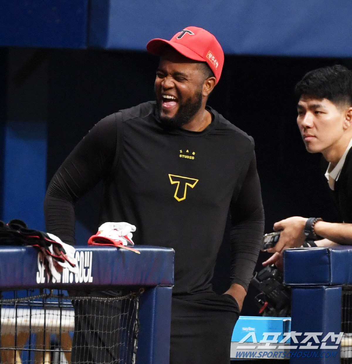 '호랑이네 막내 사랑' 바닥에 누워 있던 김도영 향한 짓궂은 장난...'…