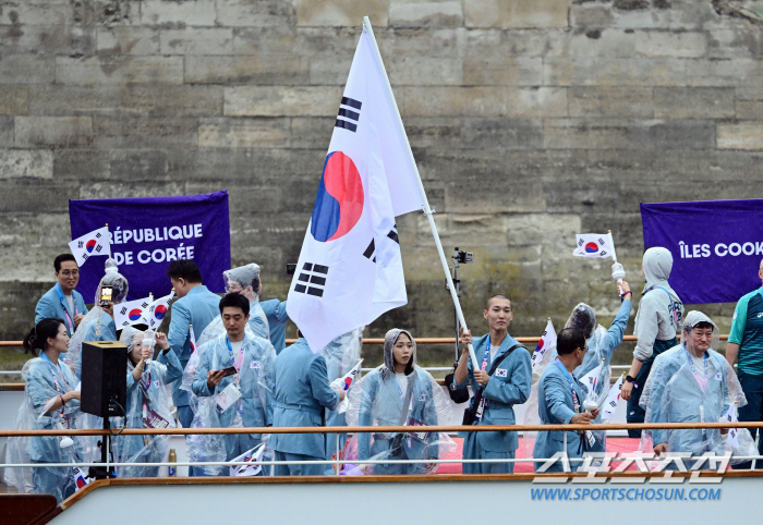 "한국 순삭,北 2번 나온 초황당 개회식" 바흐 위원장 尹대통령에 사과한…