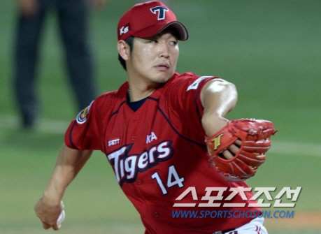 'SK→KIA→한화→LG→최강야구→삼성' 5천만원 40세 베테랑 2군 첫…