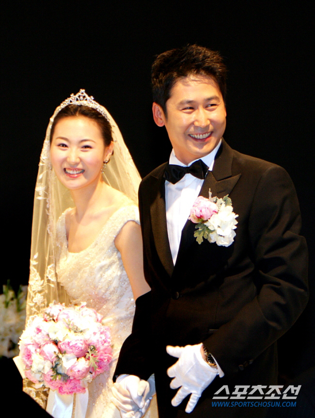 "최고의 복지"… 'PD와 결혼' 민경훈, 유재석·신동엽 뒤 잇는 '사내결혼' 성공★ [SC이슈] [SC이슈]