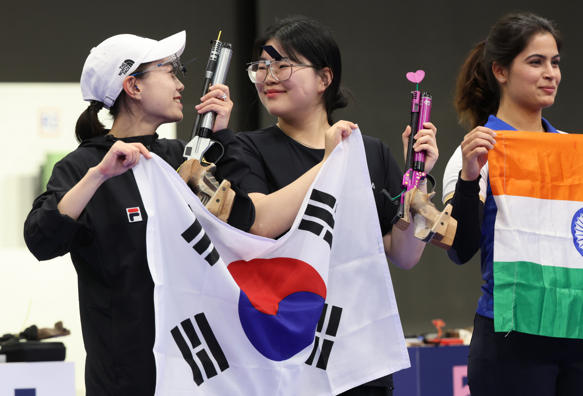 [속보]금빛 총성 울렸다! 사격 女 오예진 '올림픽 신기록' 金! 김예지…