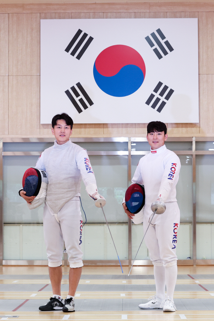 한국 펜싱, 둘째날은 '빈손'..남자 에페 김재원, '불꽃 추격전'에도 …