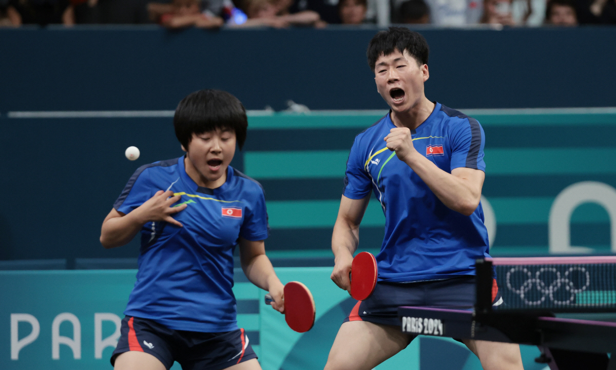 日꺾은 '미친' 北혼복, 스웨덴도 잡고 남북동반 4강행![파리올림픽Liv…