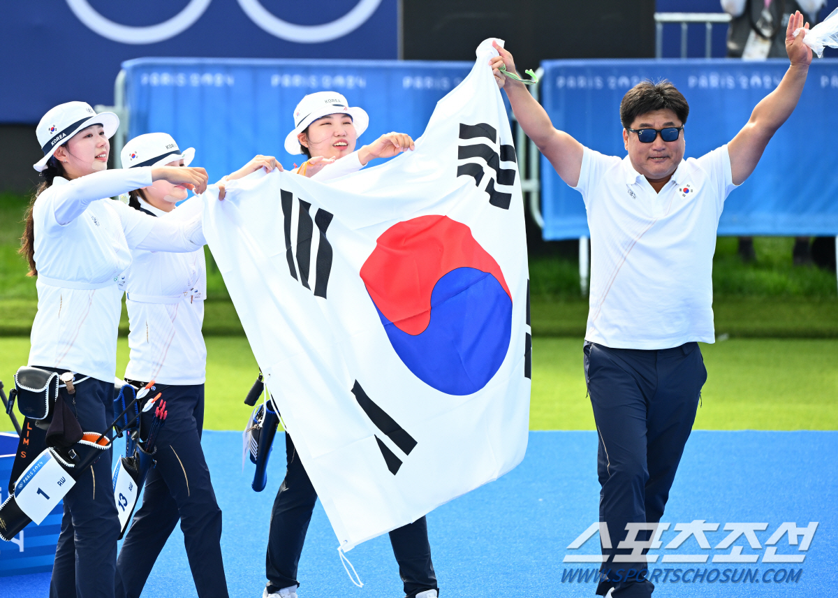 "안산은 왜 없나요?" 韓 여자양궁 전무후무 10연패 쏟아진 질문, '맏…