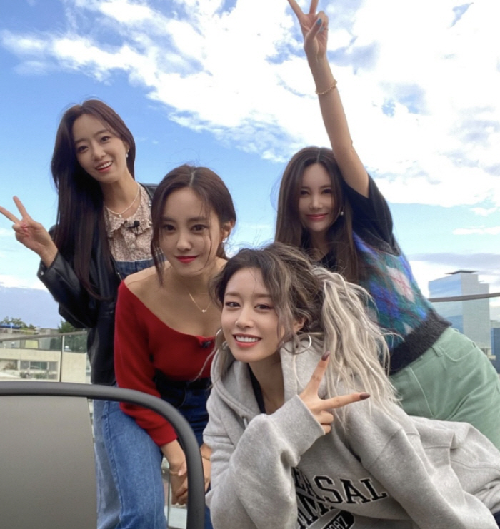 '황재균♥' 지연, '황당 이혼설' 후 한달만 '밝아진 근황'…티아라 멤…