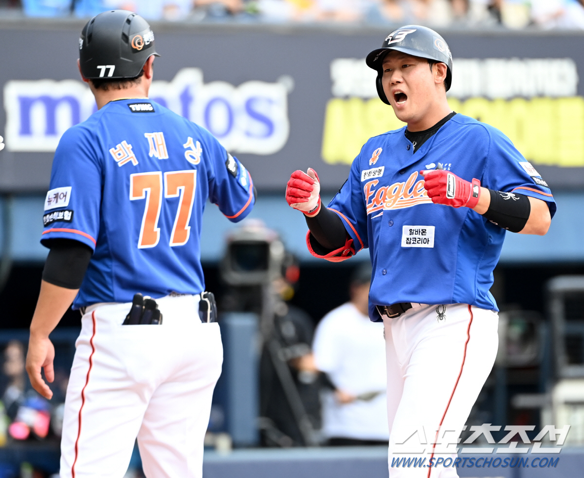 무료 급식 봉사에 삼계탕 550인분까지 쐈다…되돌아온 726일 만에 홈런…