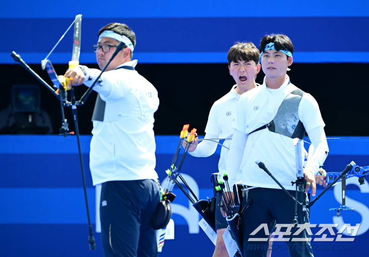'단체전 3연패' 김우진의 다음 미션은 '첫 개인전 金' "머리는 가볍게…