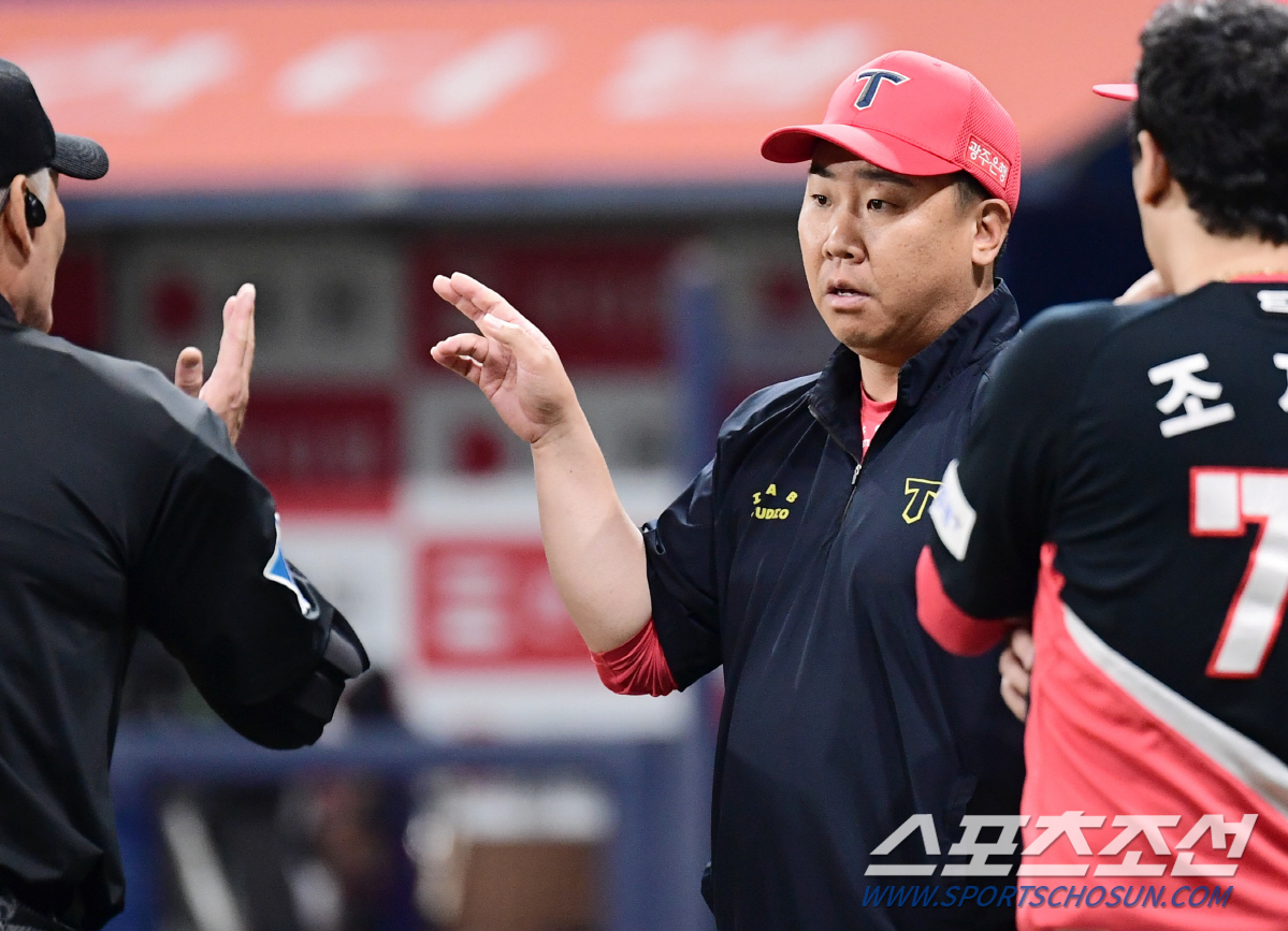 '허탈한 7실점 붕괴 충격' 잊으면 안되는 사실, 1위팀 교체 카드 살아…