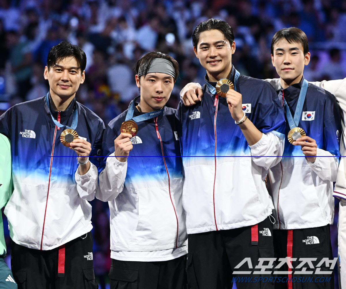 '5득점 무실점' 도경동의 미친 활약,男사브르 3연패 '최고의 신스틸러'…
