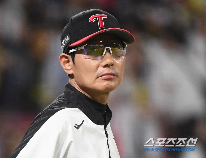'1등 경험자' 염갈량 '8월 올인' 선언 "이범호 감독 심정 잘안다. …