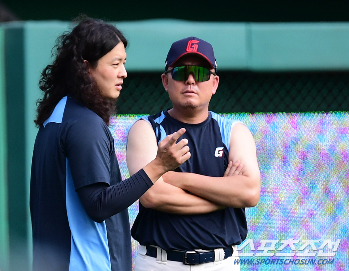 "김원중, 뒷 타자랑 붙으라고 했는데" 731 대첩? 충격 역전패 비하인…