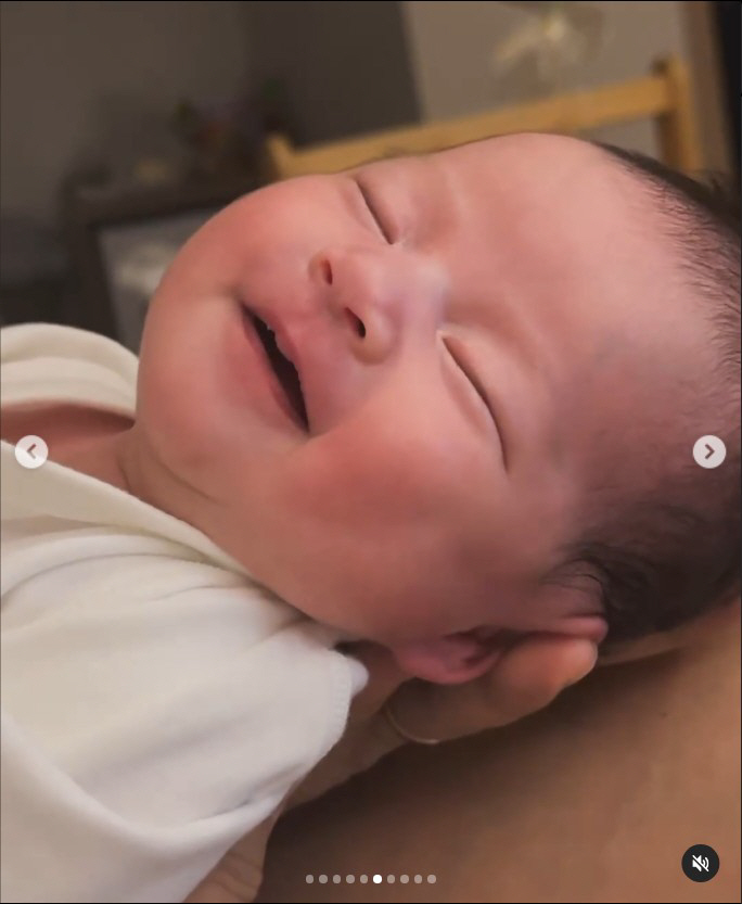 이지훈♥아야네, 생후 12일 차 딸 '최초 공개'…벌써 완성형 미모[종합…
