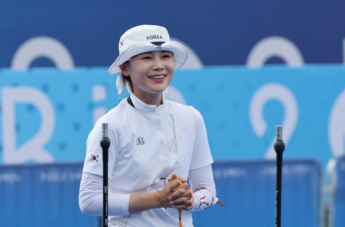 '전종목 석권 보인다' 단체전 정복한 남녀 태극궁사, '세트제 도입 후 …