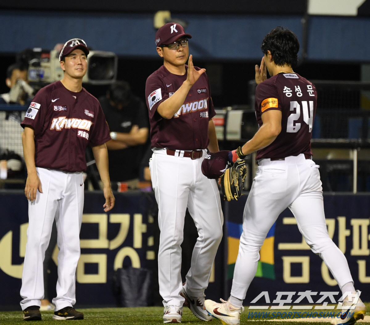 1위 스윕에 상대전적 9승3패 절대 우위. 그래도 이승엽은 키움을 경계했…