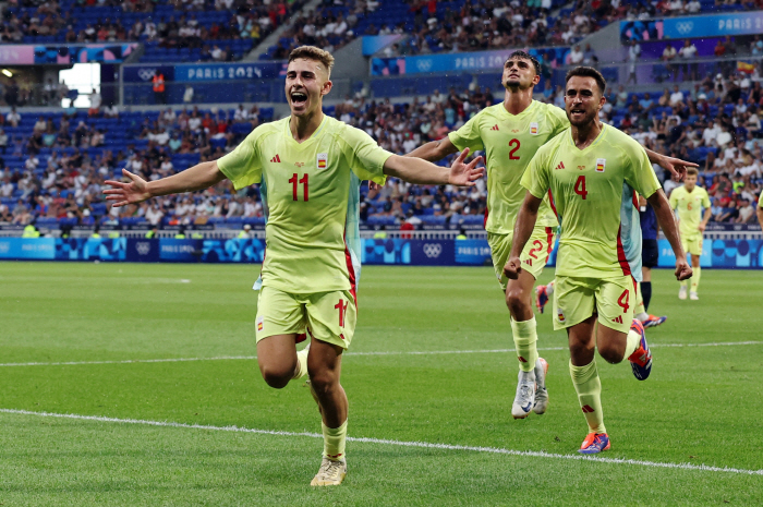 '1㎜의 기적에 웃고 울었다' 올림픽 축구 8강 탈락 일본, 스페인과의 …
