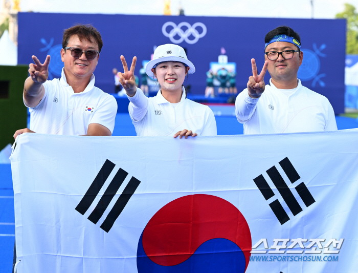 "韓양궁 강한 이유=정의선 회장님X공정한 협회" '2관왕'김우진이 직접 …