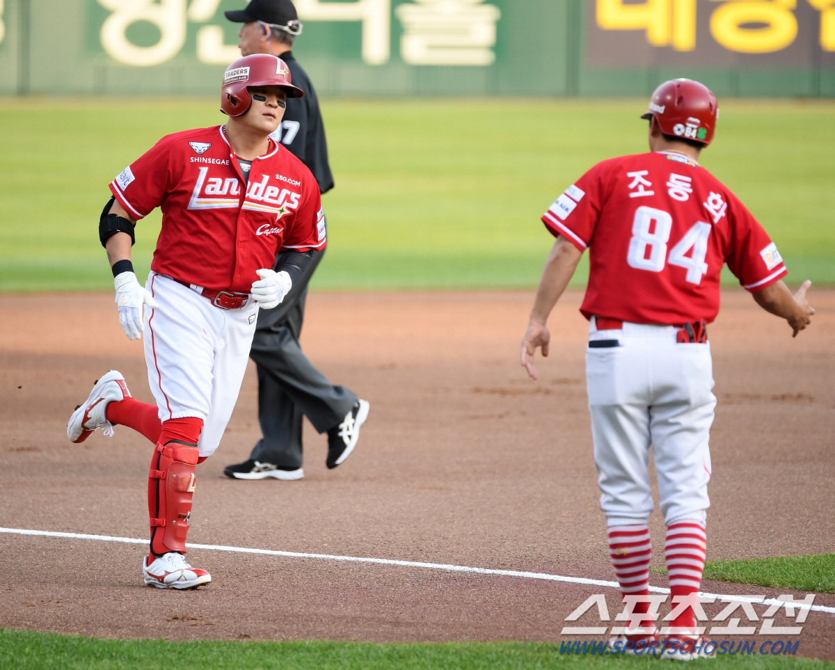 '선발야구 된다' 코너 9승+이재현 쐐기포 삼성, 8대3 SSG 스윕 &…