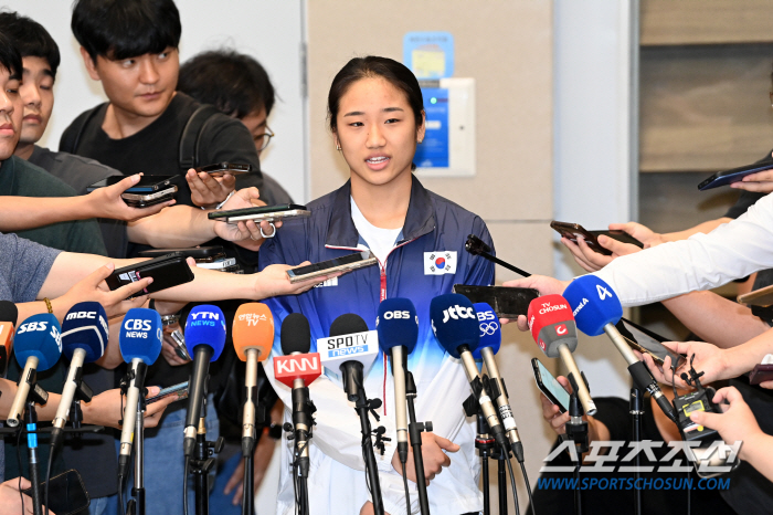[현장 일문일답]'추가 폭로 예고' 안세영 "싸우려는 의도 아니다…상의 …