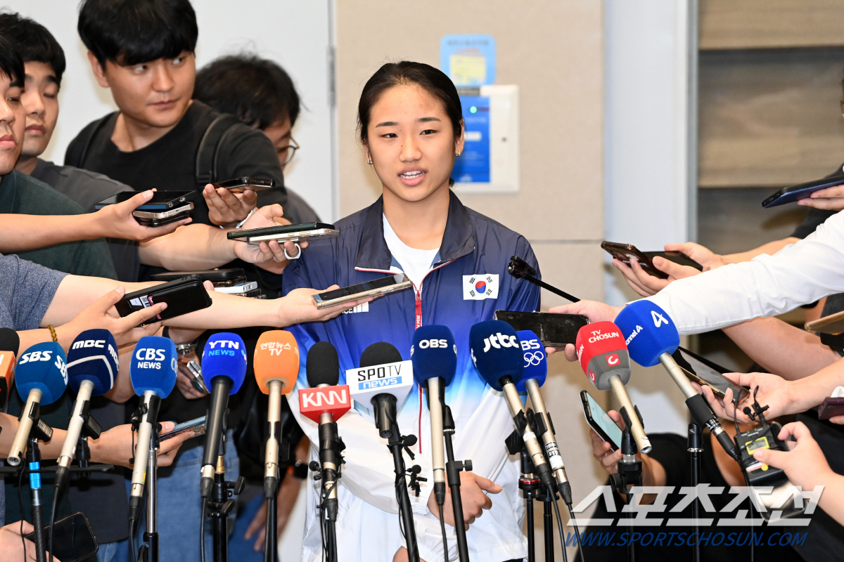 [현장 일문일답]'추가 폭로 예고' 안세영 "싸우려는 의도 아니다…상의 …