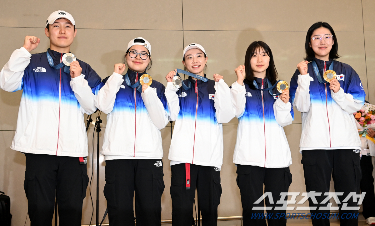 [올림픽]환호 받은 '금빛 자매' 오예진→반효진→양지인 "이제야 金 실감…
