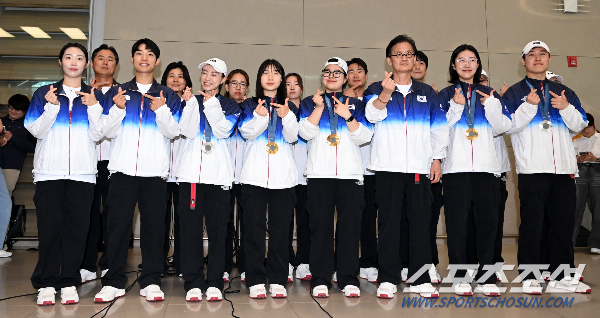 [올림픽]환호 받은 '금빛 자매' 오예진→반효진→양지인 "이제야 金 실감…