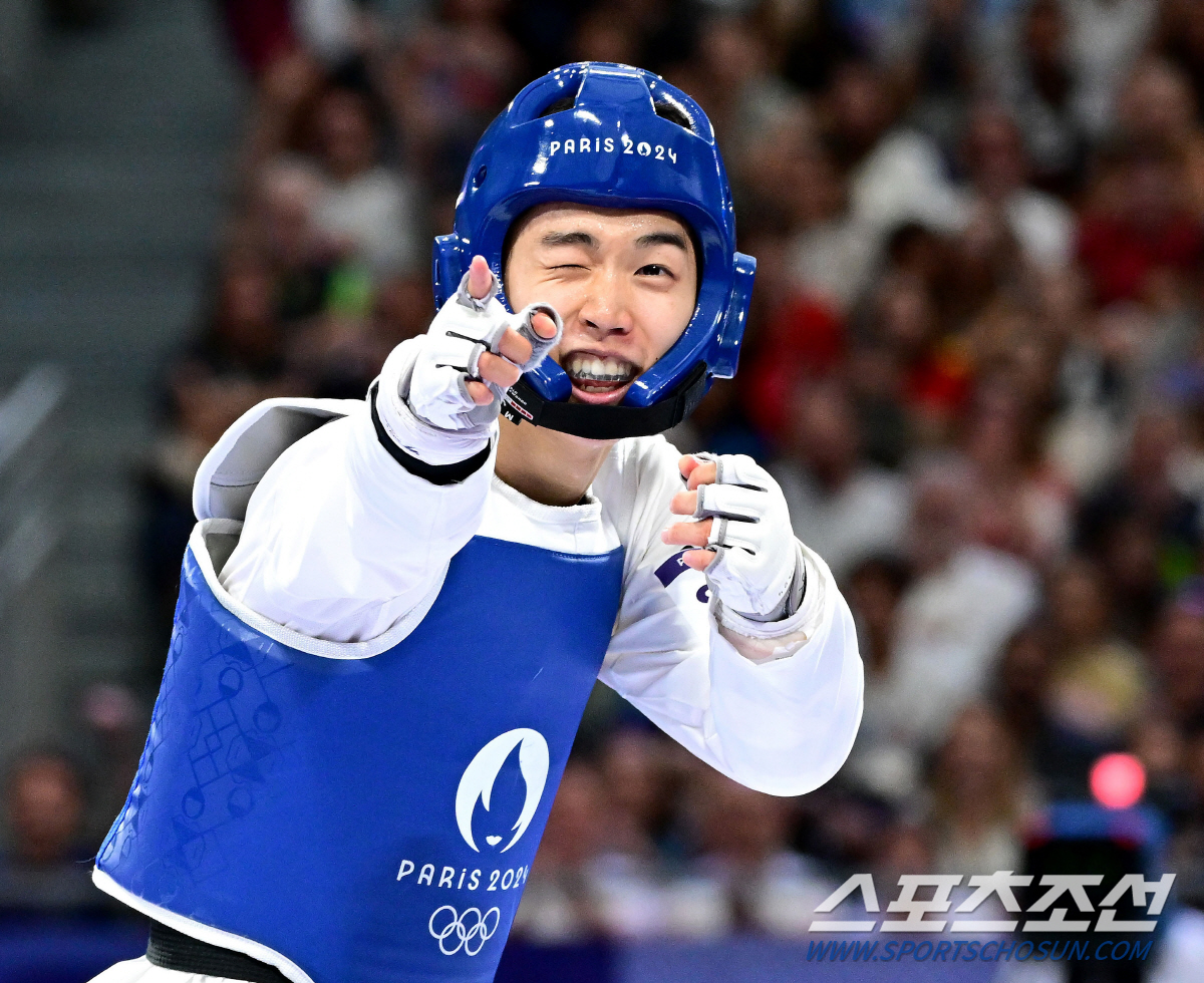 '태권도 첫날부터 금빛발차기' 박태준, 마고메도프 꺾고 '퍼펙트 금메달'…