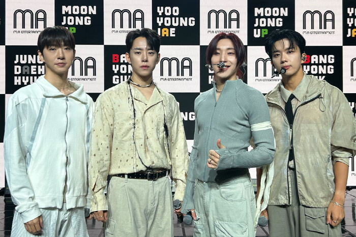 B.A.P 출신 방정유문 "오랜만에 뭉쳐서 감개무량"