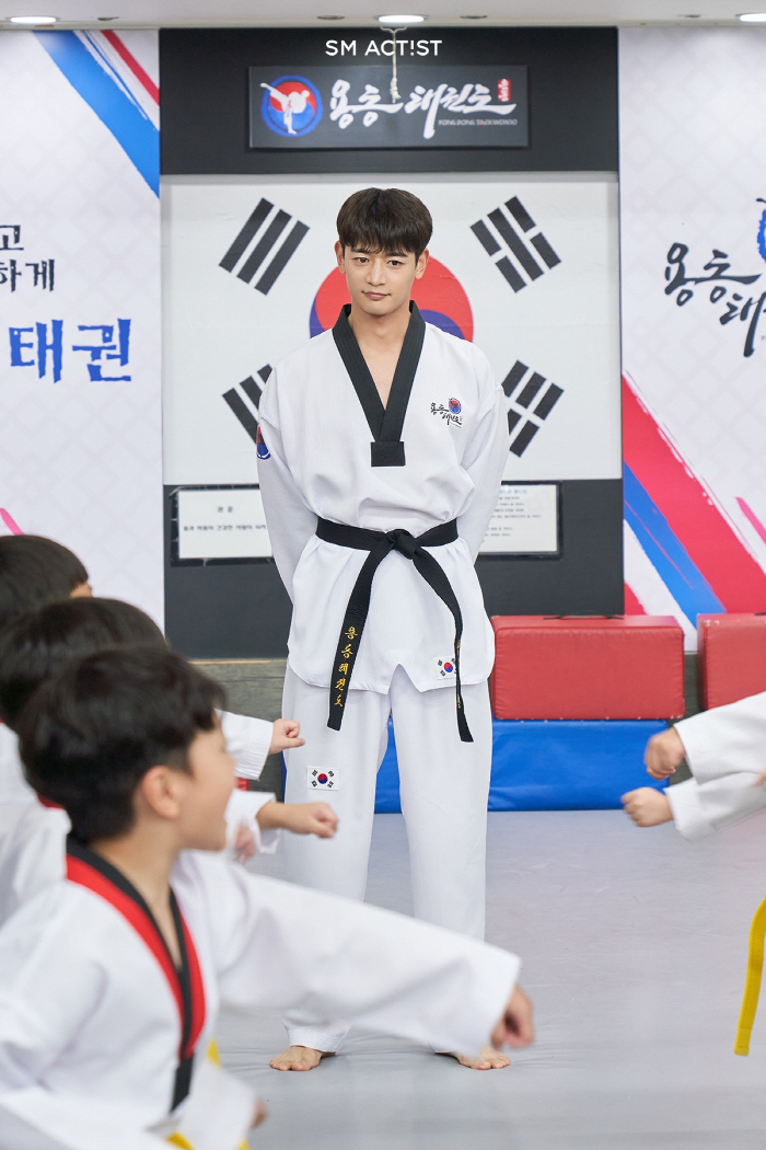 최민호, ♥손나은과 사랑에 빠진다..'가족X멜로' 멜로 도전