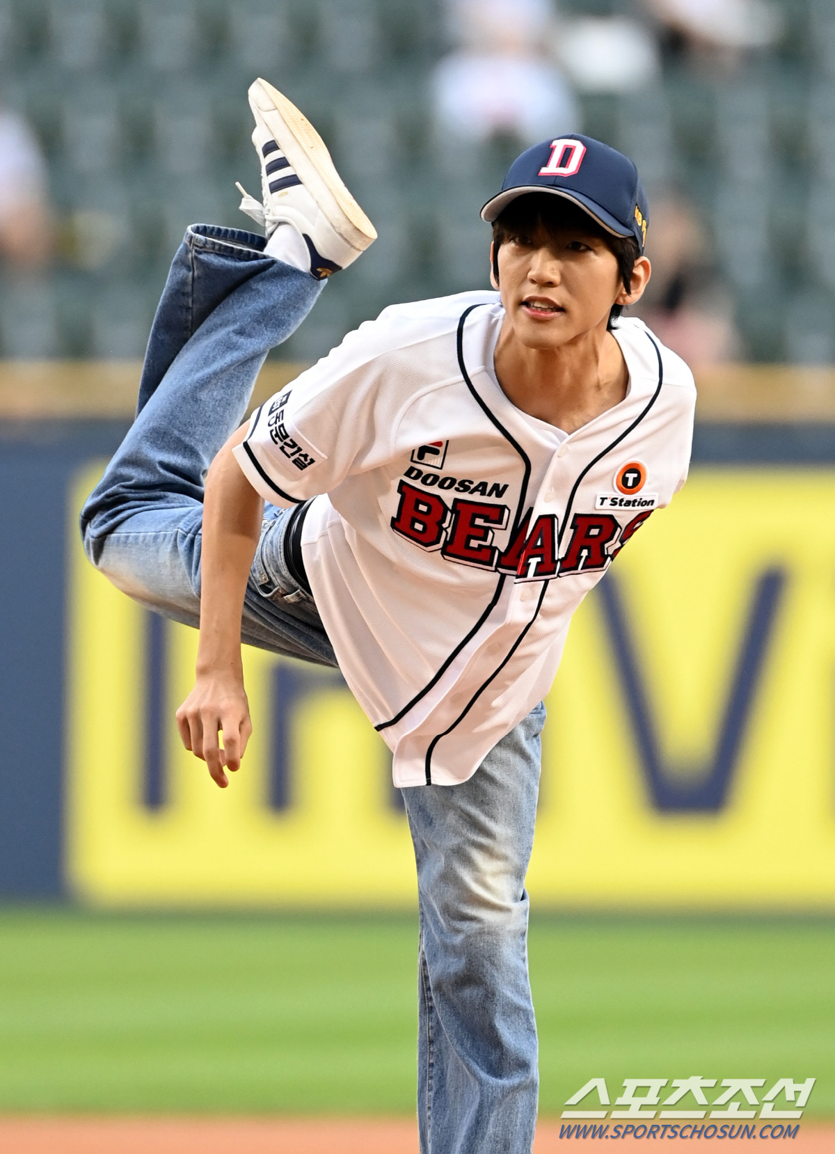 '에이스가 오니 2위 탈환. 1위 추격 갑니다' 에르난데스 5이닝 7K …