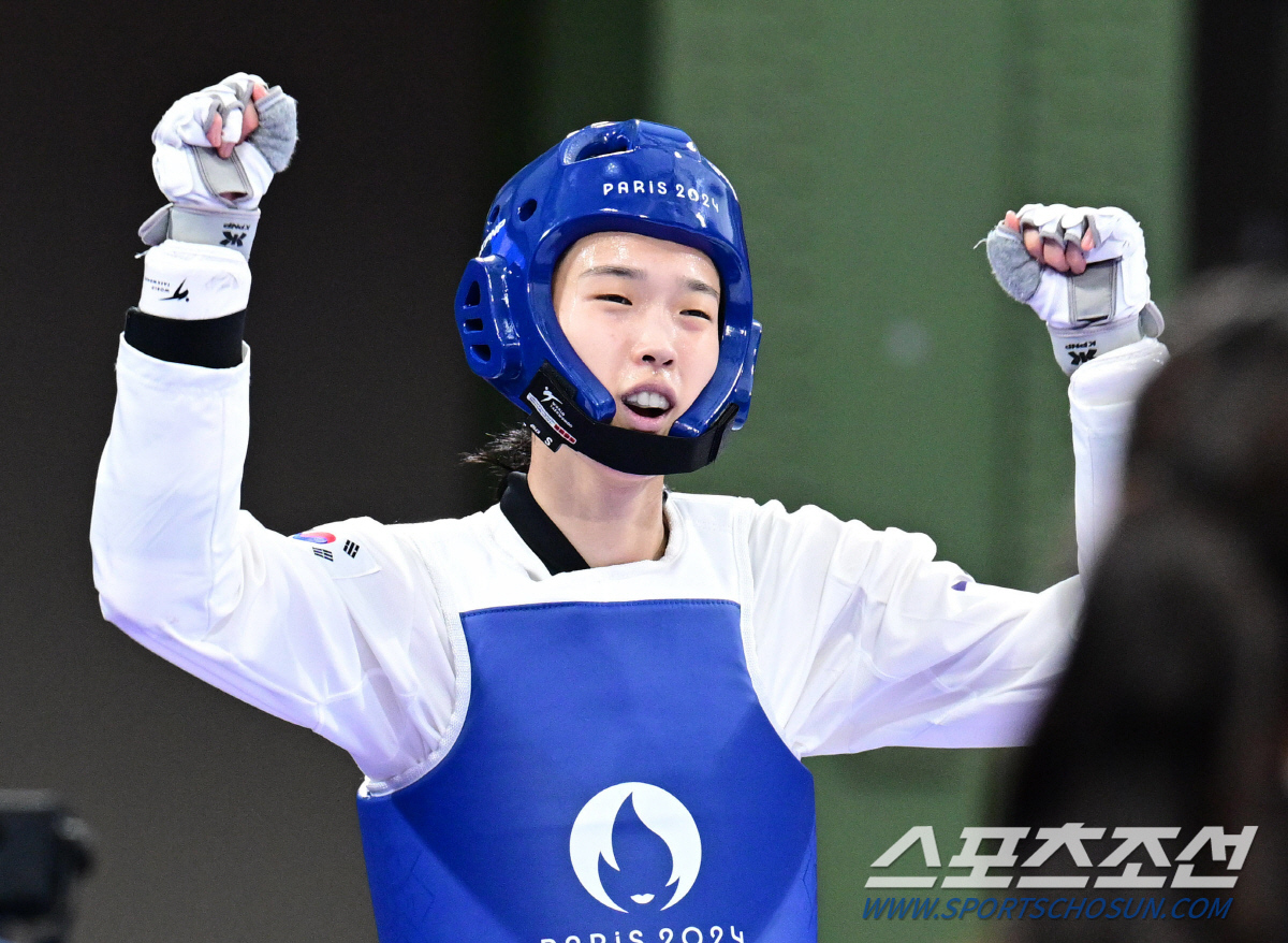 "세계24위의 반전드라마"金유진 女태권도 57㎏급 16년만에 금!韓 금1…