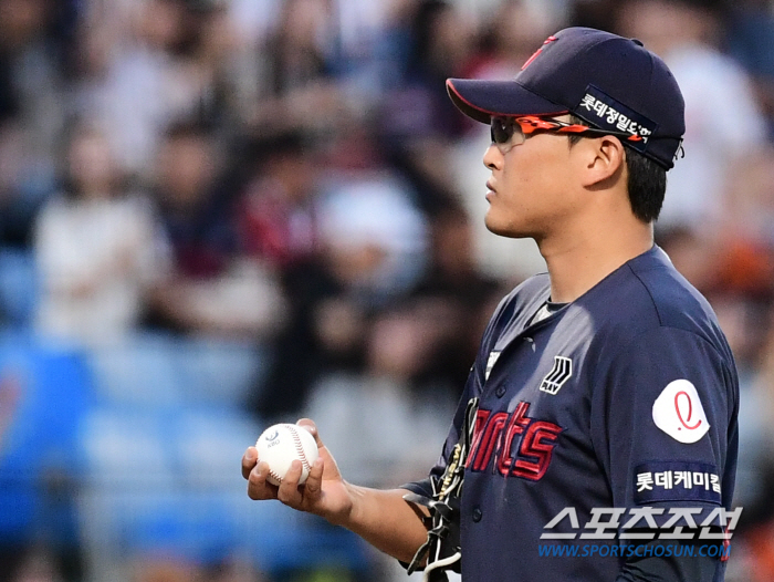 "빵긋 웃어줘야하나?" ERA 꼴찌다툼→데뷔 이래 최대 위기…고개숙인 안…