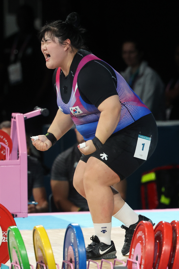 '첫 올림픽서 메달, 두번째 올림픽서 금메달!' 모친상 딛고 일어선 박혜…