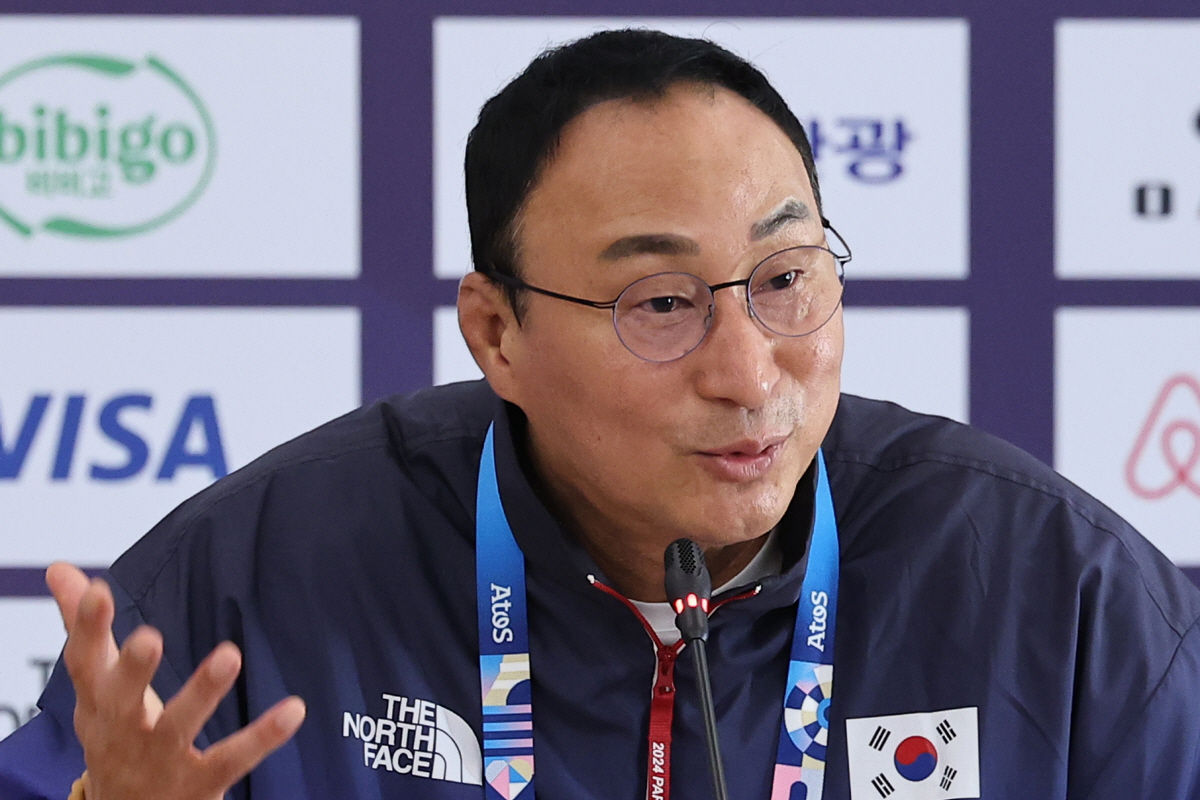 장재근 총감독"빛나는 32개 메달뒤 지도자X파트너 선수들의 헌신...진심…