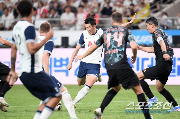 "손흥민, EPL 타팀 이적 절대 못봐" 토트넘 출신의 진심, 1년 연장…