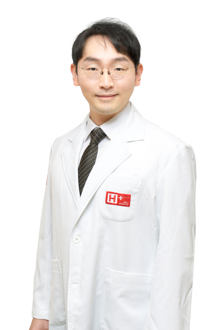 찌르는 듯한 옆구리 통증, '요로결석' 주의…시금치·초콜릿 등 자제
